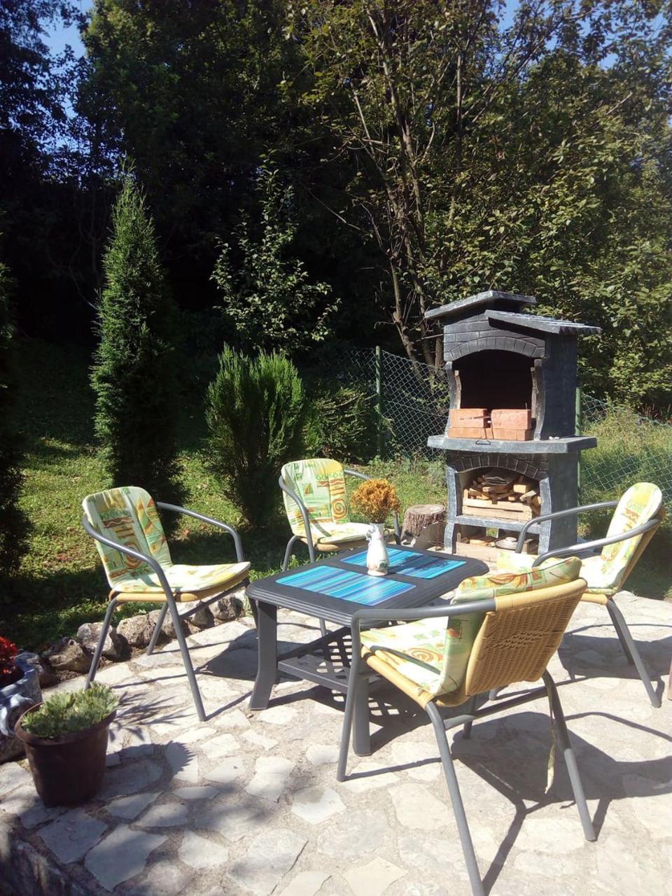 Sunny Paradise Bihać Buitenkant foto